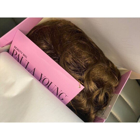 NEW PAULA YOUNG Wig ALLURE Color 10 MEDIUM ASH BROWN Short Mid Length WAVY Curly - Picture 3 of 7